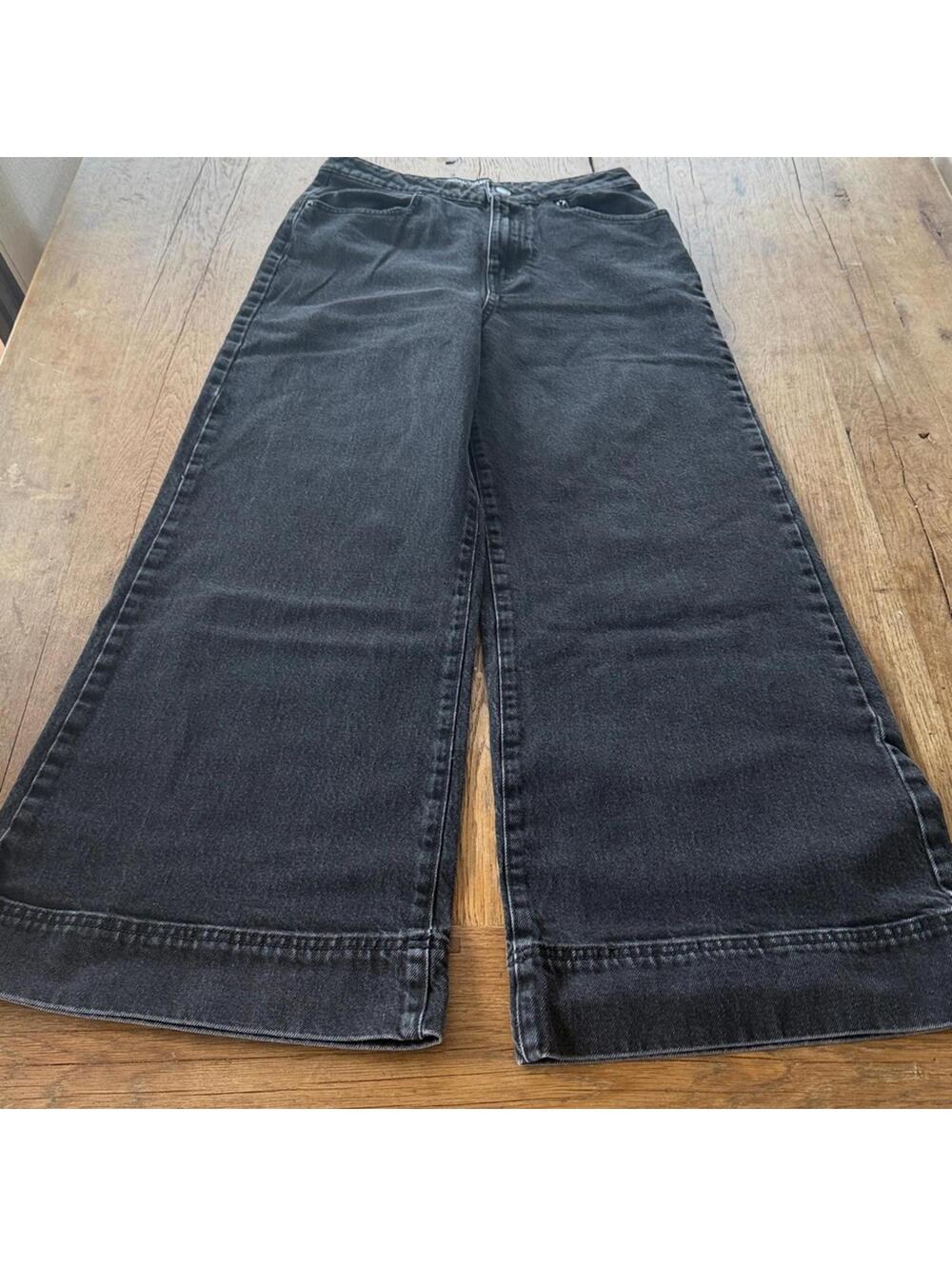 Social Tourist Wide Leg Jeans Size 6R